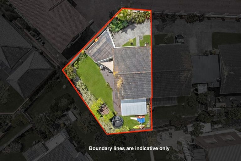 Photo of property in 3/28 Bramley Drive, Farm Cove, Auckland, 2012