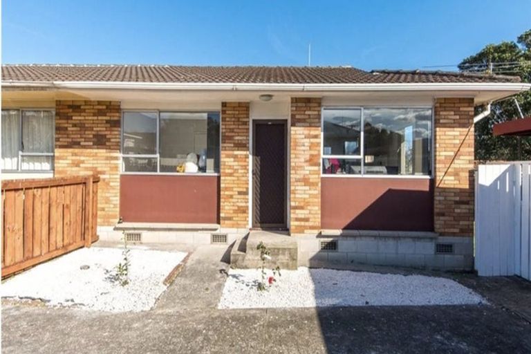 Photo of property in 3/152 Lincoln Road, Henderson, Auckland, 0610