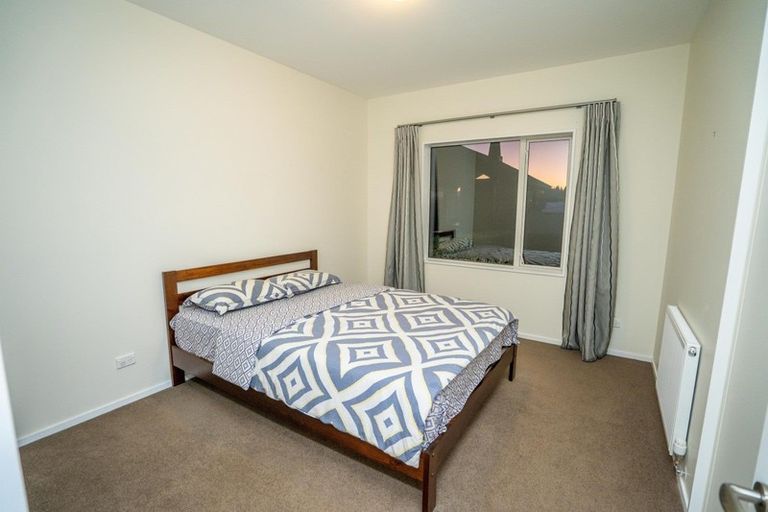 Photo of property in 3 Whitcombe Place, Darfield, 7571