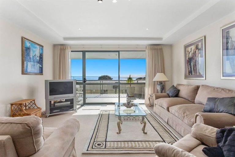 Photo of property in Beachpoint Apartments, 2/5 West End Road, Ohope, 3121