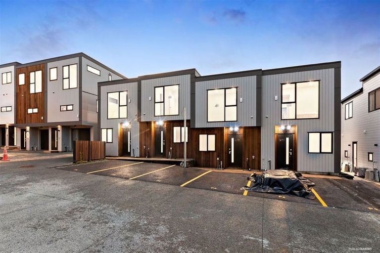 Photo of property in 8/17 Parker Avenue, New Lynn, Auckland, 0600