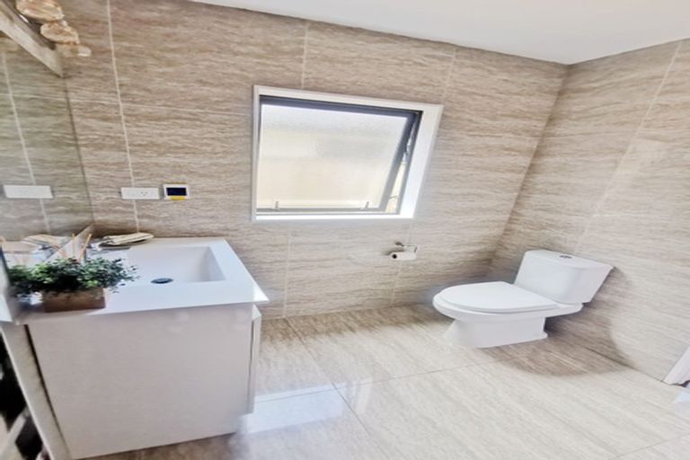 Photo of property in 8 New Dawn Lane, Albany Heights, Auckland, 0632