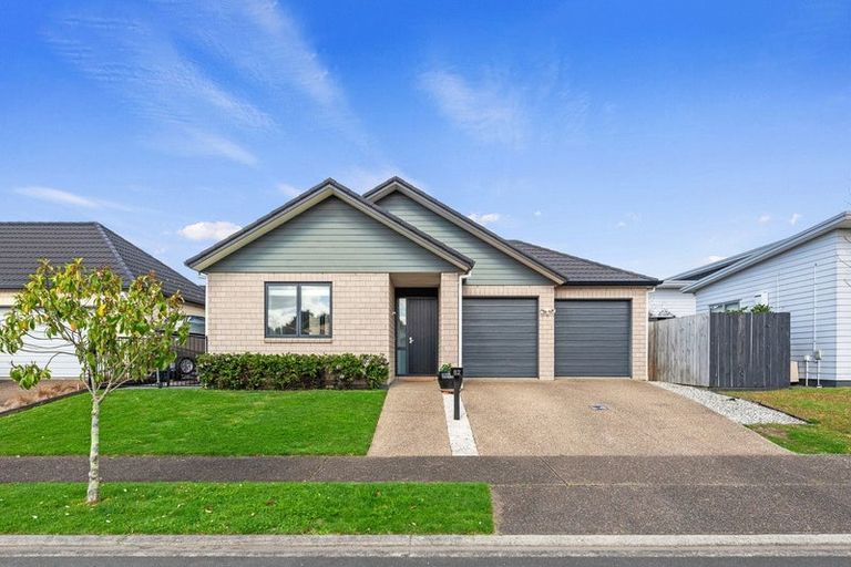 Photo of property in 82 Landing Drive, Pyes Pa, Tauranga, 3112