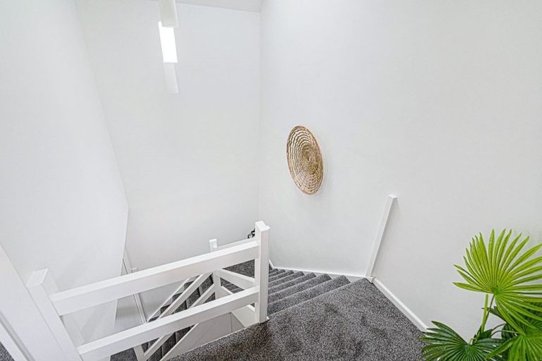 Photo of property in 2/106 Barrington Street, Somerfield, Christchurch, 8024