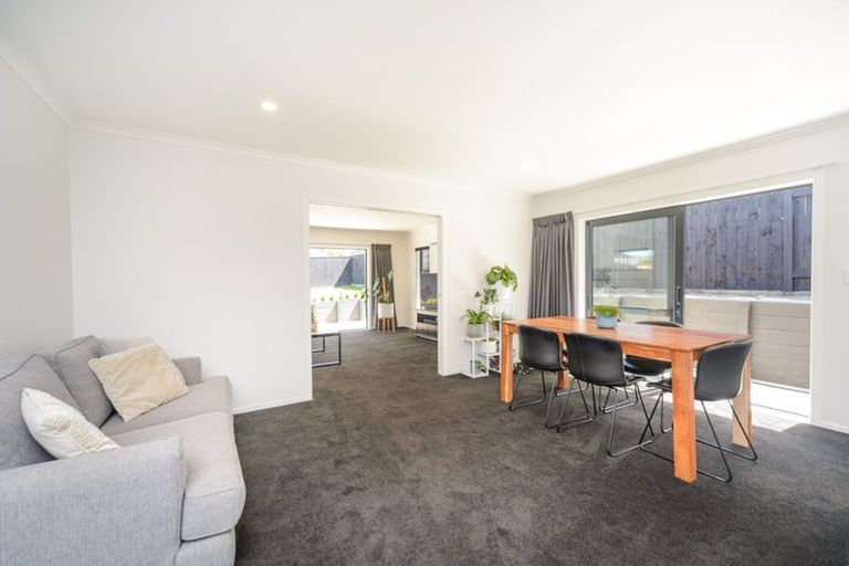 Photo of property in 8 Poplar Grove, Feilding, 4702