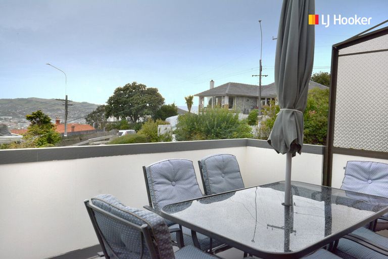 Photo of property in 6 Middleton Road, Kew, Dunedin, 9012