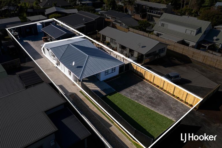 Photo of property in 11 Tatai Road, Bowentown, Waihi Beach, 3177