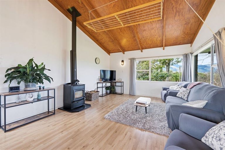 Photo of property in 25 Abel Tasman Drive, Takaka, 7110