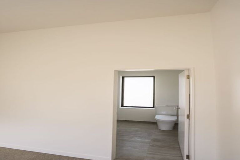 Photo of property in 3/50 Friend Street, Karori, Wellington, 6012