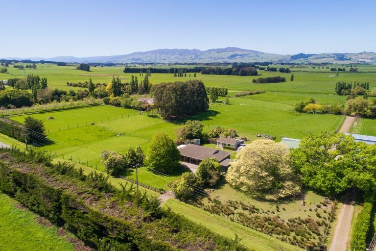 Photo of property in 76 Watershed Road, Bunnythorpe, Palmerston North, 4470