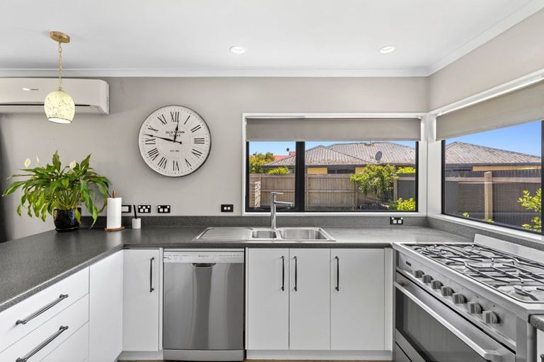 Photo of property in 5 Manoy Street, Motueka, 7120