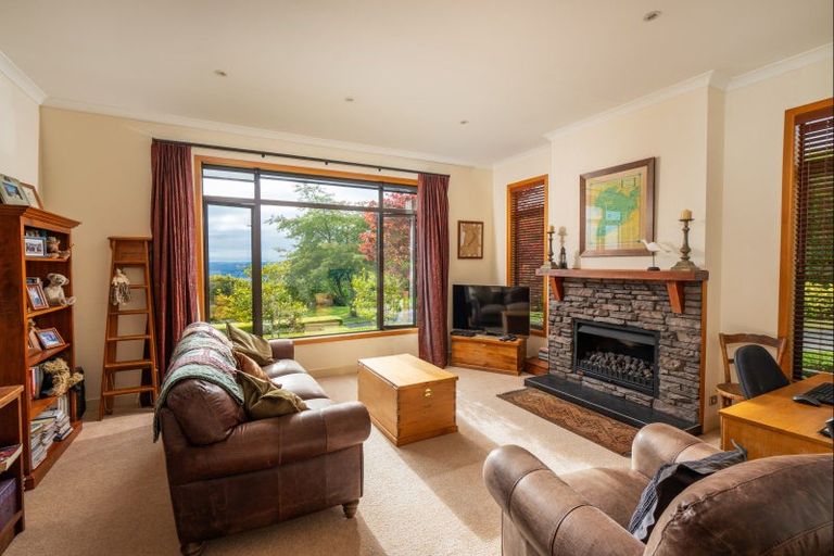Photo of property in 48 Blue Ridge Drive, Acacia Bay, Taupo, 3385