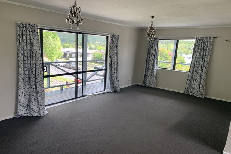 Photo of property in 7 Jasper Grove, Birchville, Upper Hutt, 5018