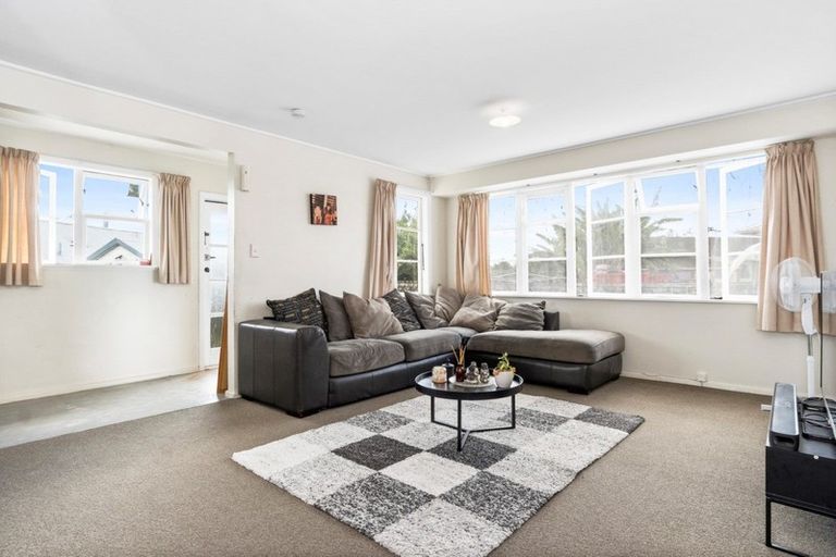 Photo of property in 11 Surrey Grove, Parkvale, Tauranga, 3112