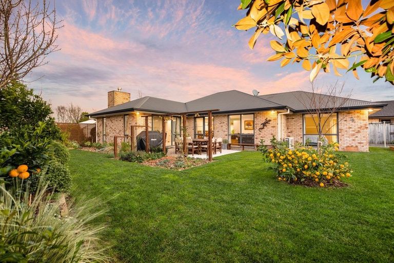 Photo of property in 20 Jasmine Place, Cambridge, 3434