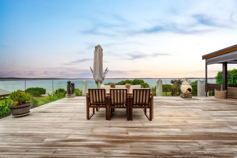 Photo of property in 32 Kahurangi Place, Snells Beach, 0920