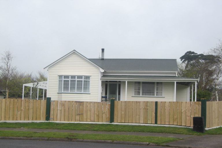 Photo of property in 8-9 Makere Street, Waitara, 4320