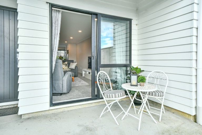 Photo of property in 27a Poruru Close, Papakura, 2110