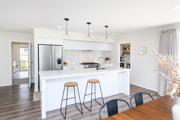 Photo of property in 2 Henty Lane, Marton, 4710