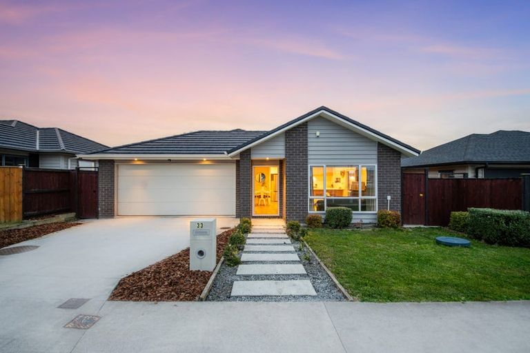 Photo of property in 33 Taepu Road, Pukekohe, 2120