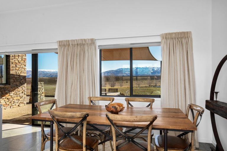 Photo of property in 309 Golden Road, Springvale, Alexandra, 9393