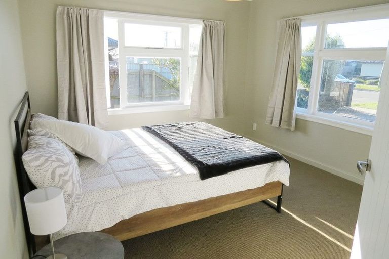 Photo of property in 64 Rowan Avenue, Aranui, Christchurch, 8061