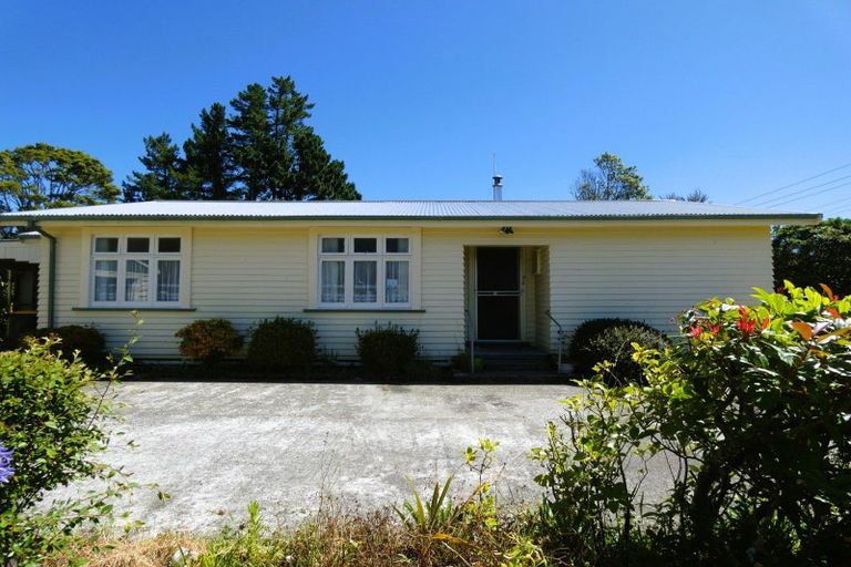 Photo of property in 16 Mcgill Street, Waimangaroa, Westport, 7891