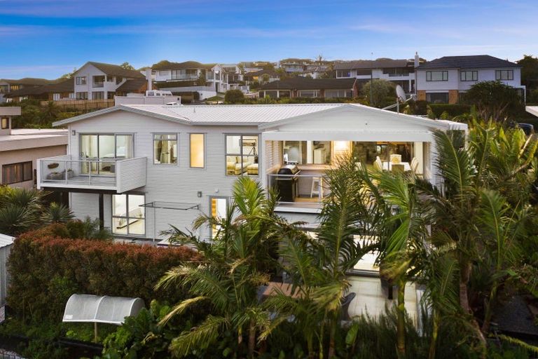 Photo of property in 33 The Ritz, Orewa, 0931