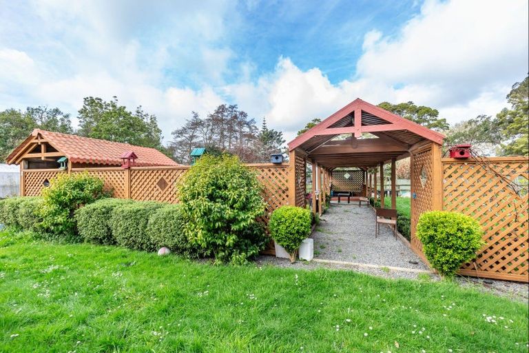 Photo of property in 84 The Avenue, Levin, 5510