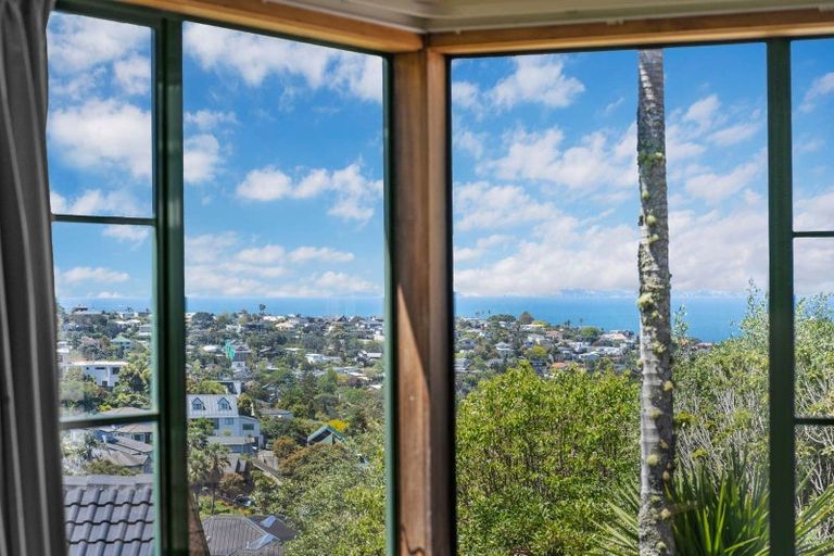 Photo of property in 44 Penguin Drive, Murrays Bay, Auckland, 0630