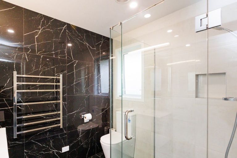 Photo of property in 9 Ivy Lane, Kelvin Grove, Palmerston North, 4414