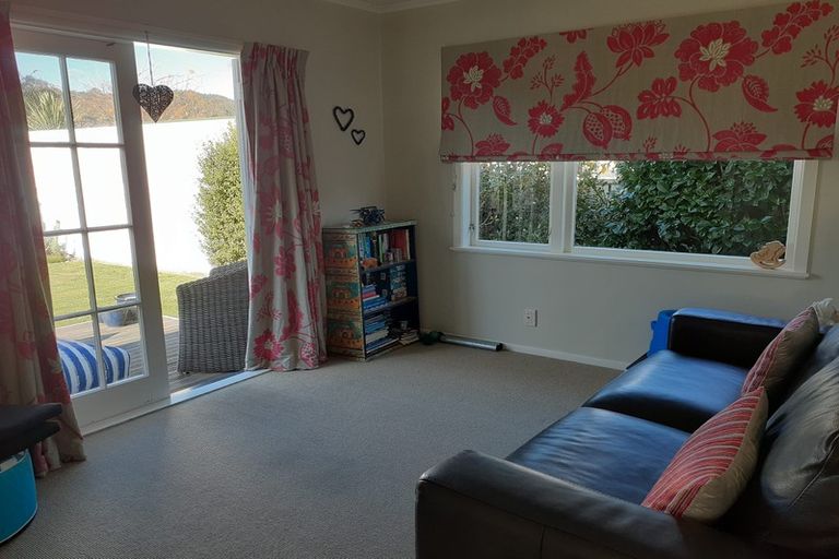 Photo of property in 10 Matuku Street, Heretaunga, Upper Hutt, 5018