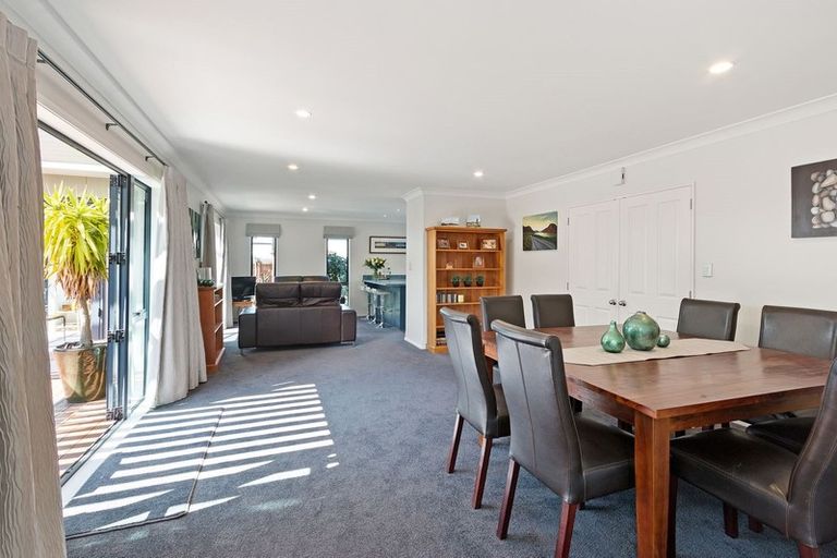 Photo of property in 41a Avonhead Road, Avonhead, Christchurch, 8042