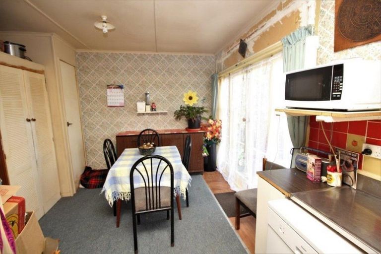 Photo of property in 88 Avenue Road, Foxton, 4814