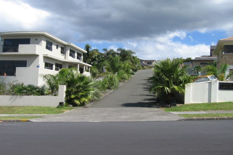 Photo of property in 94 Picasso Drive, West Harbour, Auckland, 0618