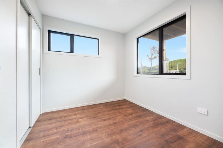 Photo of property in 12a Tikati Rise, Long Bay, Auckland, 0630