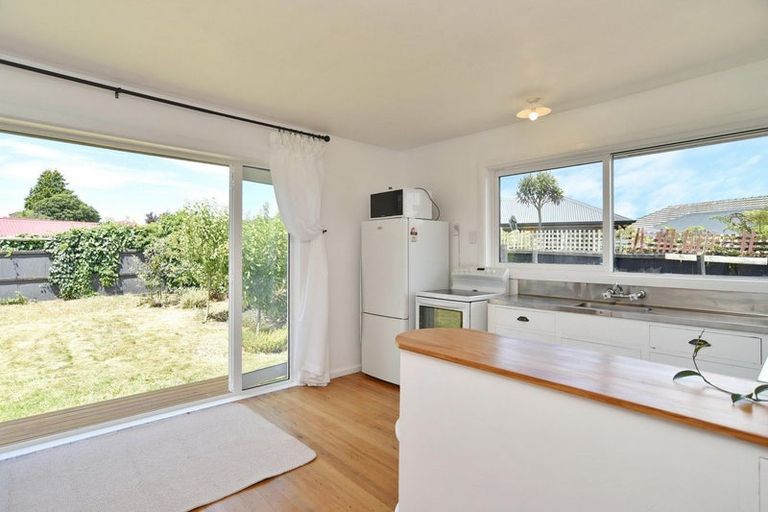 Photo of property in 25 Fairmont Place, Hornby, Christchurch, 8042