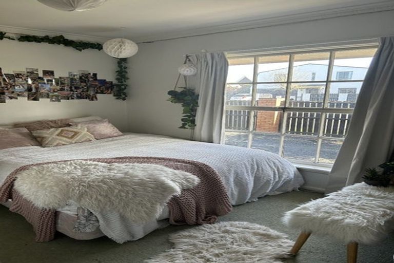 Photo of property in 14 Tomes Road, St Albans, Christchurch, 8052