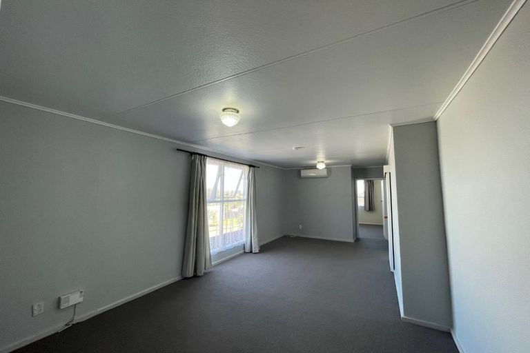 Photo of property in 9 Kotahi Road, Mount Wellington, Auckland, 1062