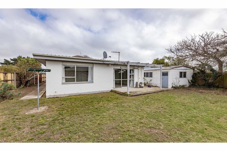 Photo of property in 32 Woodgrove Avenue, North New Brighton, Christchurch, 8083