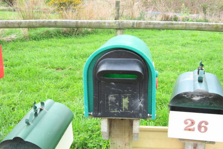 Photo of property in 28 Maui Pomare Road, Nikau Valley, Paraparaumu, 5032