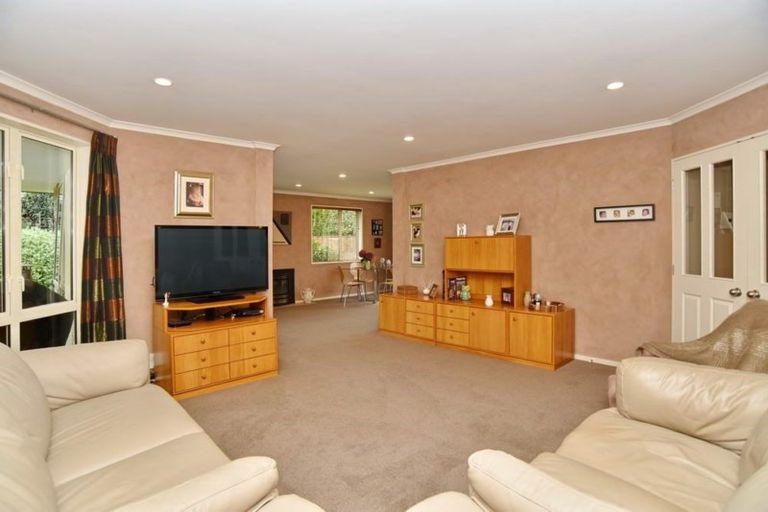 Photo of property in 26b Paget Drive, Woodend, 7610