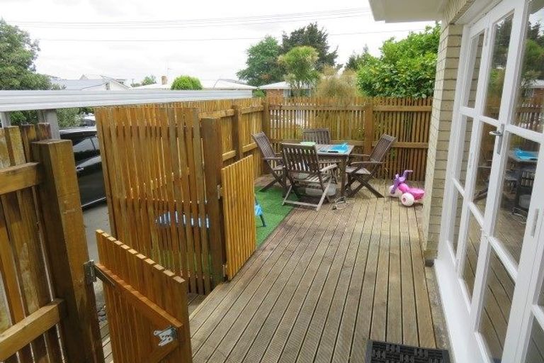 Photo of property in 14 Greta Street, Glenview, Hamilton, 3206