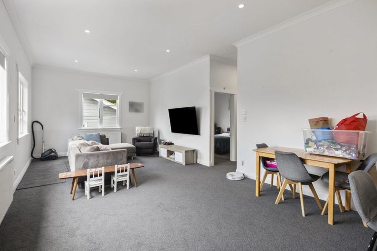 Photo of property in 34 Volga Street, Island Bay, Wellington, 6023
