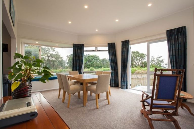 Photo of property in 1 Baring Terrace, Strandon, New Plymouth, 4312