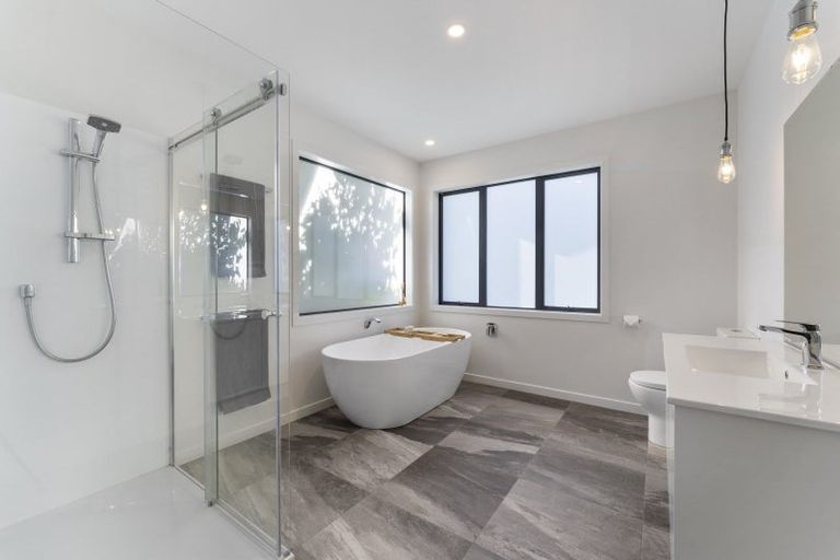 Photo of property in 180 North Manakau Road, Manakau, Levin, 5573