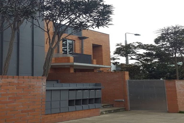 Photo of property in 33c Cranmer Square, Christchurch Central, Christchurch, 8013