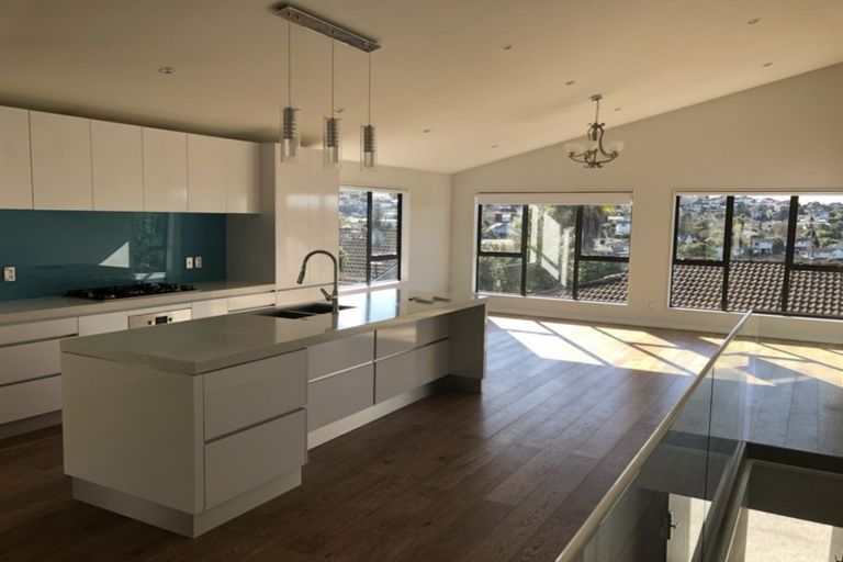 Photo of property in 13a Tesla Place, Totara Vale, Auckland, 0629