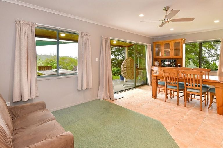 Photo of property in 5352 Kaipara Coast Highway, Wellsford, 0972