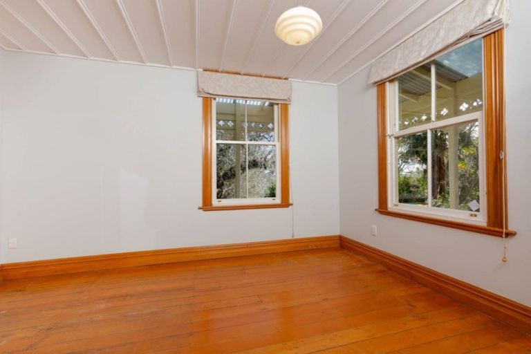 Photo of property in 50 Cromwell Street, Mount Eden, Auckland, 1024